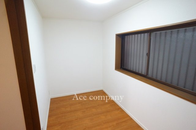 【子供部屋】 | 東大阪市若江南町2丁目 | 【1階：洋室5帖】