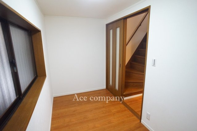 【子供部屋】 | 東大阪市若江南町2丁目 | 【1階：洋室5帖】