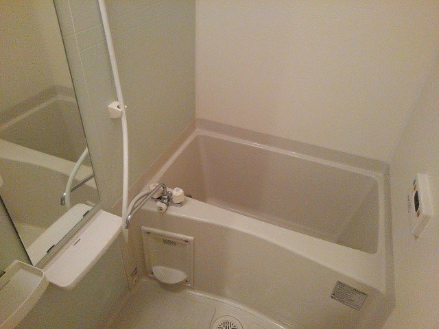 レーヴ　ダンジュ　Ⅰの浴室