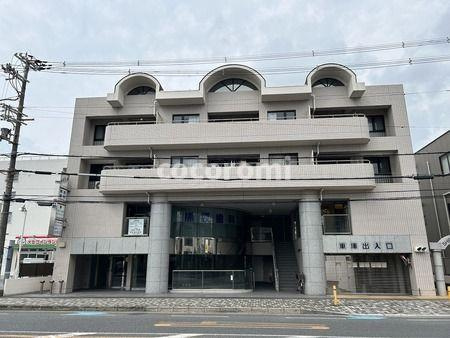 楠葉並木レジデンススクエアのエントランス