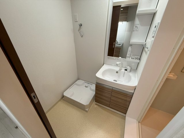 Veil Maison近大前の洗面所