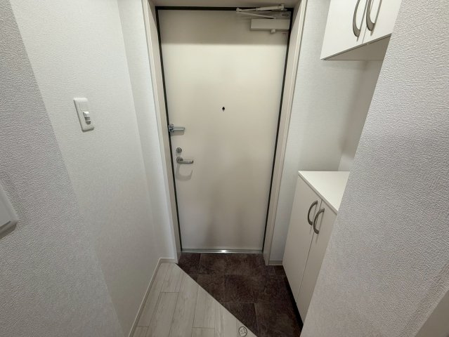 Veil Maison近大前の玄関