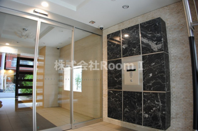 【エントランス】 | プレサンス堺筋本町フィリア