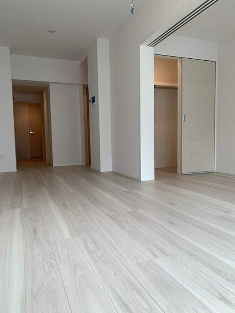 メイクス上野の居間・リビング