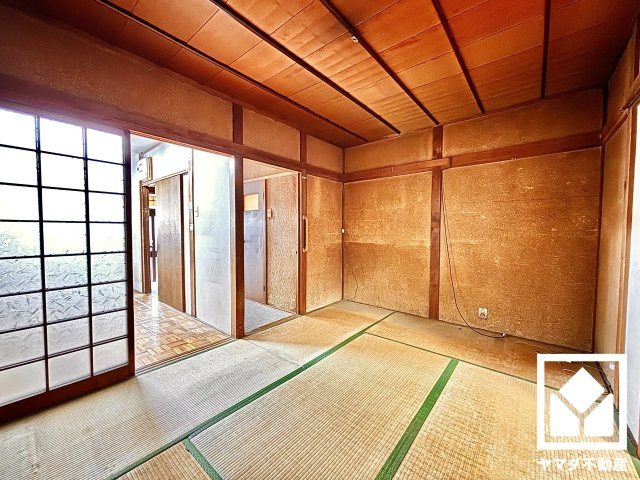 伏見区深草仙石屋敷町の和室