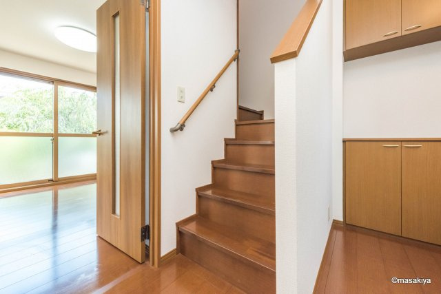 グリーンコート上松の玄関