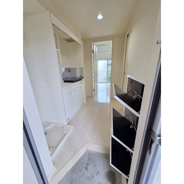 STAGE豊田本町　名古屋市賃貸　仲介手数料無料の玄関