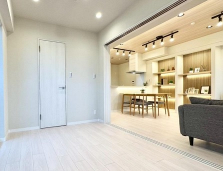 【居間・リビング】 | ウイングストリーム氷川台コート