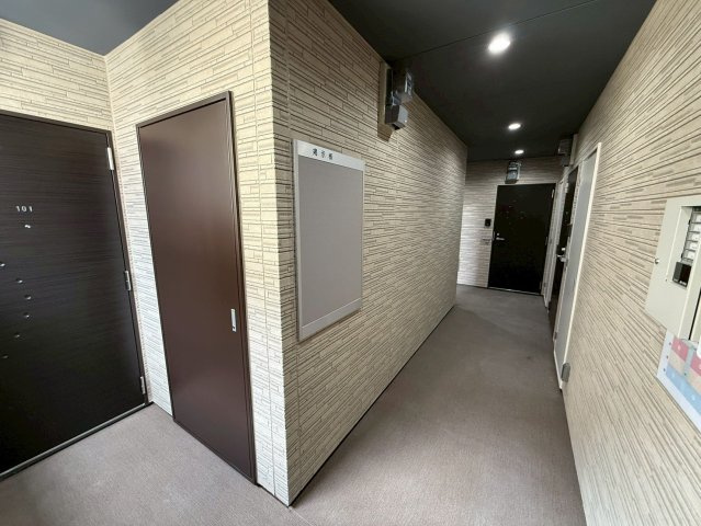 Veil Maison近大前のエントランス