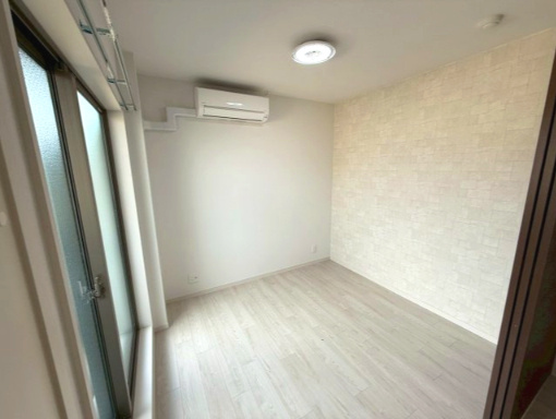 Veil Maison近大前の洋室