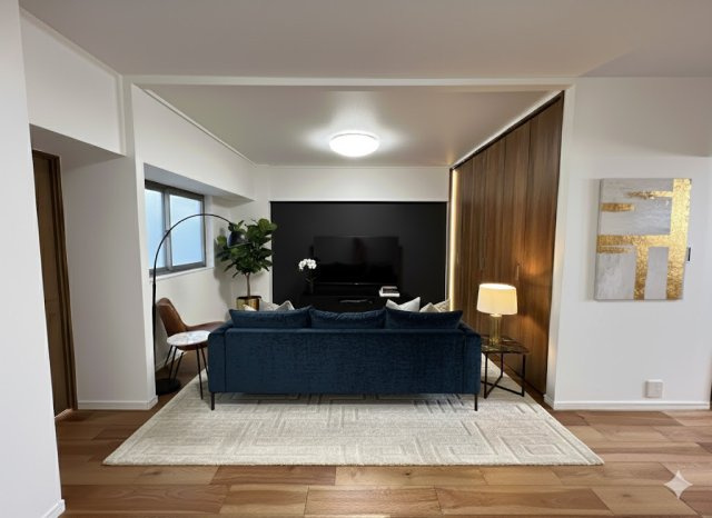 ルネ甲子園の居間・リビング|家族が自然と集まる広々リビング。落ち着いた明るさが心地よく、会話や団らんをゆったり楽しめる、あたたか