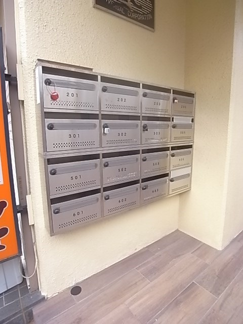 シャルム中道の外観