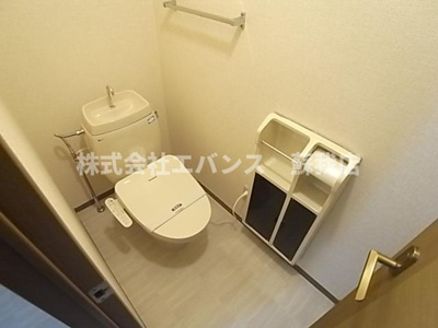 【トイレ】 | ラフィネート葛城 | トイレです