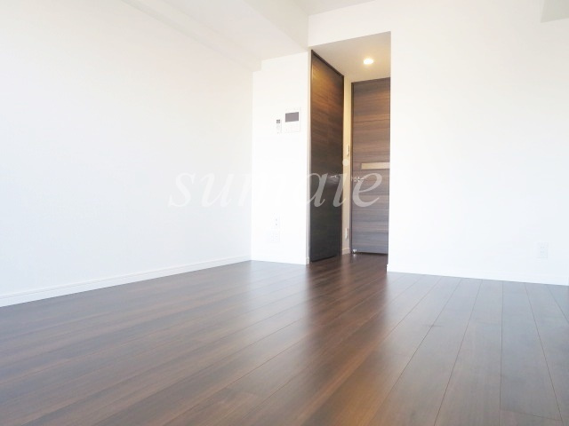 エルフォルテ赤羽西の寝室|内装キレイです☆