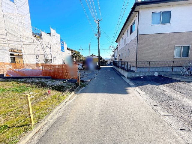新築戸建・新築建売　郡山市小原田二丁目【繰り返す地震に強い】小原田小・小原田中の前面道路含む現地写真