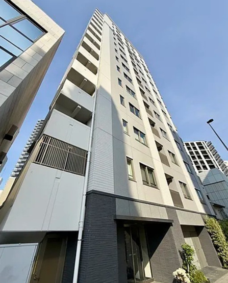 【外観】 | パークハウス大山 | モダンでスタイリッシュな印象を与えるグレーを基調とした外観。