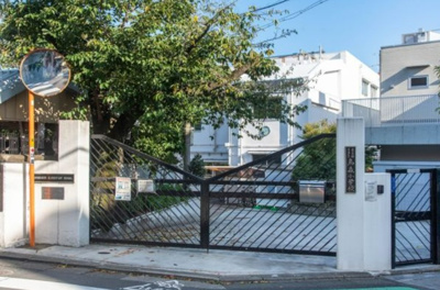 【周辺】 | 【現地内覧会】目黒区上目黒5丁目　新築戸建　19390万円 | 目黒区立烏山小学校