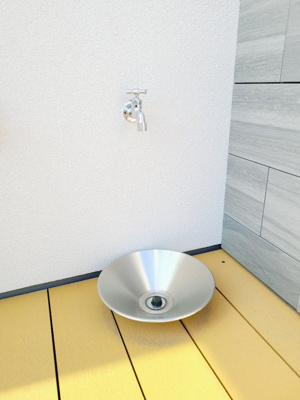 【その他】 | 【現地内覧会】目黒区上目黒5丁目　新築戸建　19390万円 | バルコニー水栓