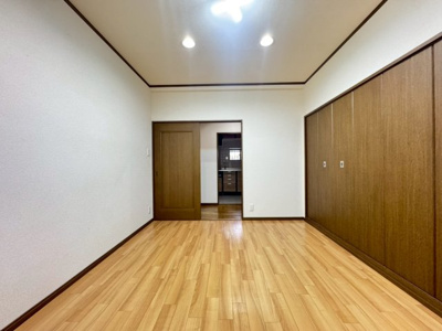 【洋室】 | プレスティージ北の岡