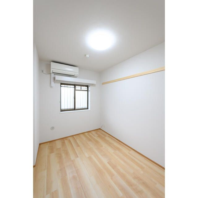 コンフォリア墨田三丁目の設備|寝室エアコン