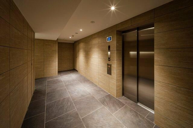 ミリアレジデンス根岸柳通りのロビー