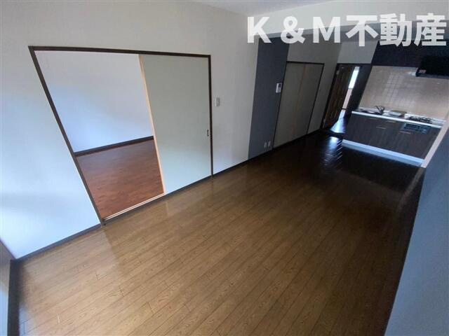 ピュアリティ柏の居間・リビング|使いやすい居間です