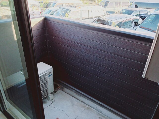 【バルコニー】 | シャルール・エイト