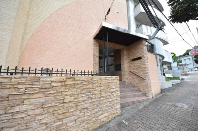 【エントランス】 | 諏訪山ハウス