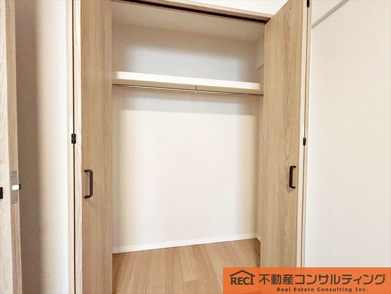 深江駅前ビルの駐車場