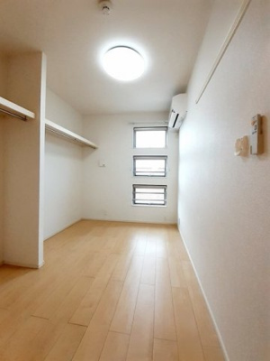 【内装】 | シュエット | 内装は落ち着いています