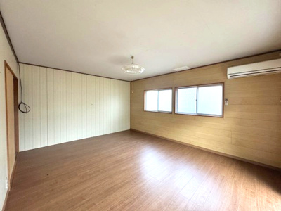 【洋室】 | 鉾田市大竹　中古戸建　4LDK