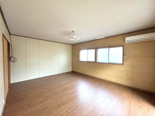【洋室】 | 鉾田市大竹　中古戸建　4LDK
