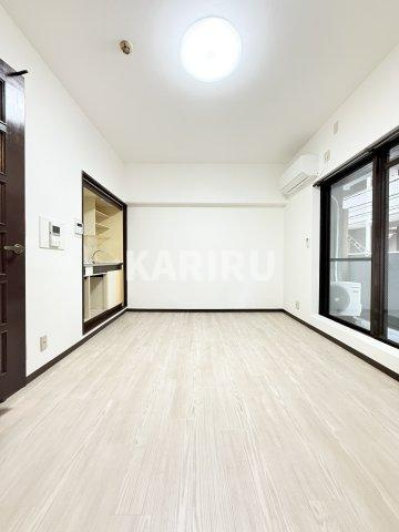 C-WINGの居間・リビング