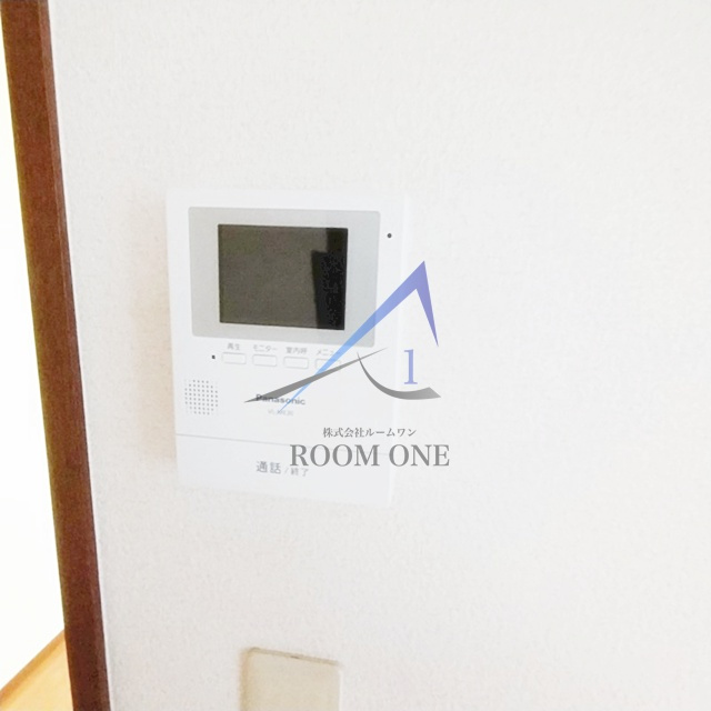 ヴィラゴンドワナのセキュリティ|モニター付インターホンです。