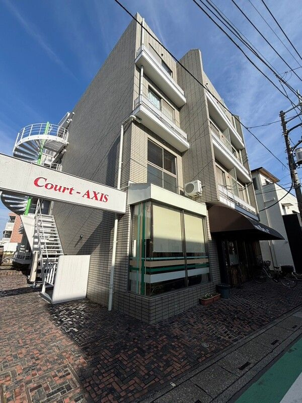 コート・アクシス