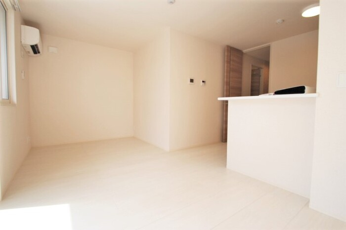 コートヴィレッジ東浦の居間・リビング