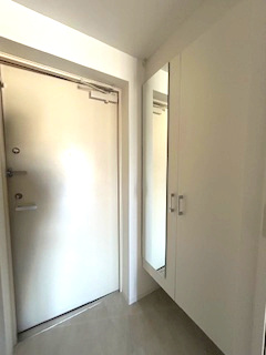 セレニテ江坂ミラクの玄関|落ち着いた玄関です