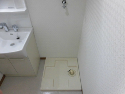 【設備】 | JMRレジデンス新大阪(旧メロディハイム新大阪) | 室内に洗濯機が設置できるのは魅力的ですね