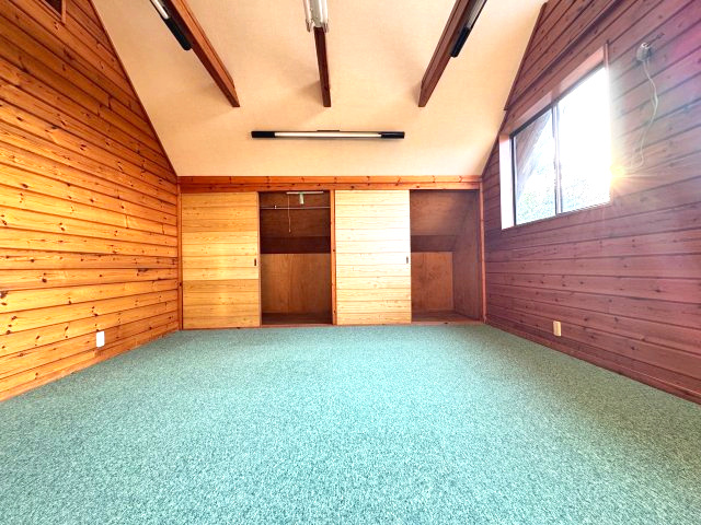 【内装】 | 鉾田市上沢　ログハウス　4LDK