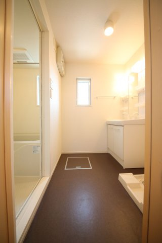 ラフィナートDの洗面所