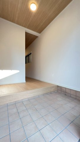 荻野4丁目の玄関