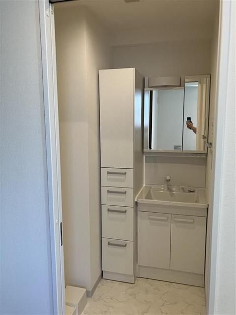 小川町１１６３ビルの洗面所