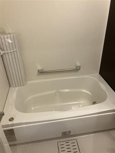 小川町１１６３ビルの浴室