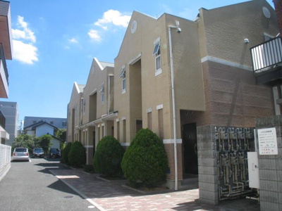 【外観】 | ヴィレッジフィールド彩