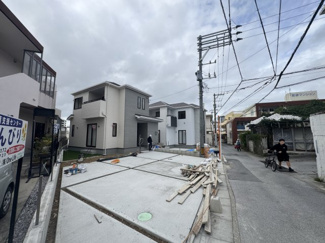 【前面道路含む現地写真】 | 那覇市識名（全2棟）B号棟 | ※東側公道4m♪