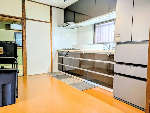 狭山市広瀬東　中古戸建てのキッチン