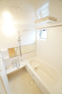 【浴室】 | ファミールハイム A棟 | ※同物件・同タイプの写真です。