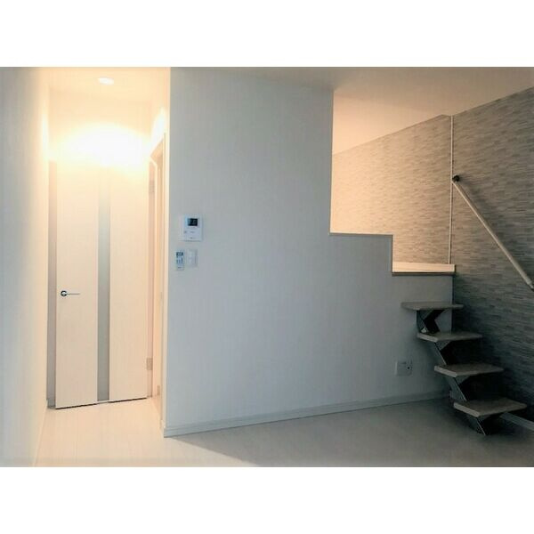 コーエイⅡ　名古屋市賃貸　仲介手数料無料の居間・リビング