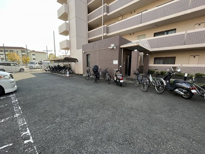 【その他共用部分】 | カーサ　ソレアード | 駐輪場です