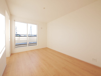 【洋室】 | 甲斐市篠原 オール電化新築全3棟 3号棟 長期優良住宅 車並列3台 | 【建物施工例】